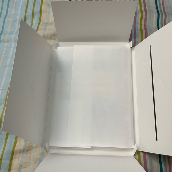 🧡 LESSERAFIM- 2nd EP “Antifragile” / “Frozen Aquamarine” version - Picture 3 of 4